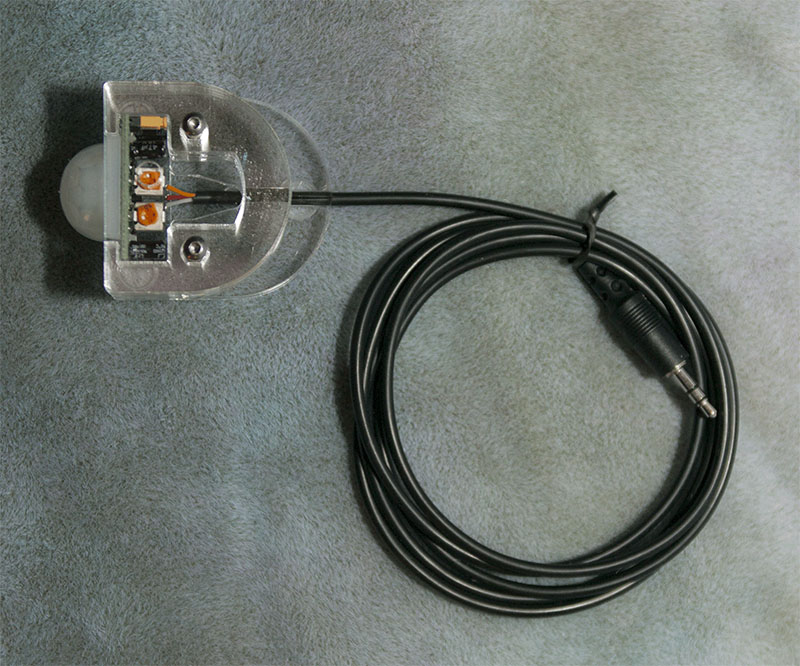 [PIR sensor and cable]